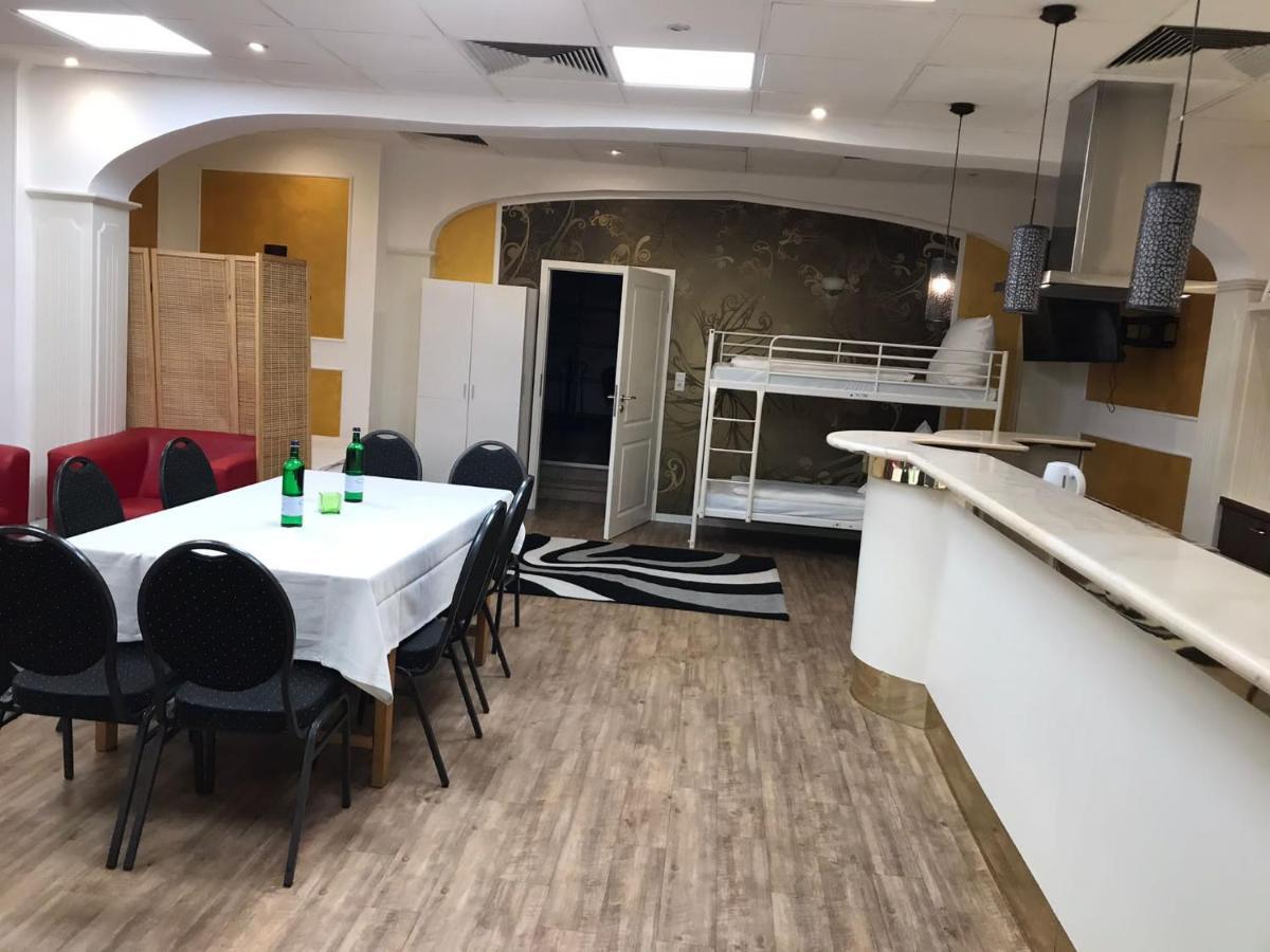 Hotel Glockengasse Koln Bagian luar foto
