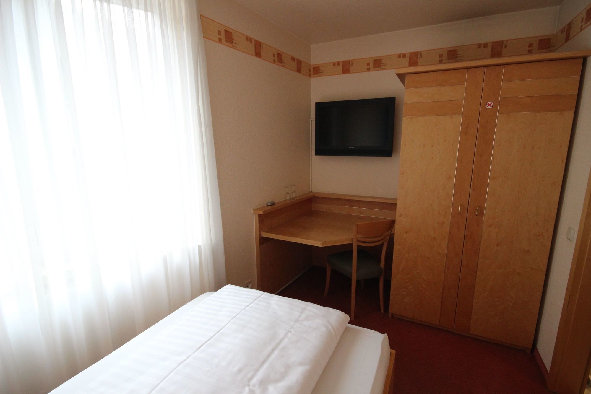 Hotel Glockengasse Koln Ruang foto